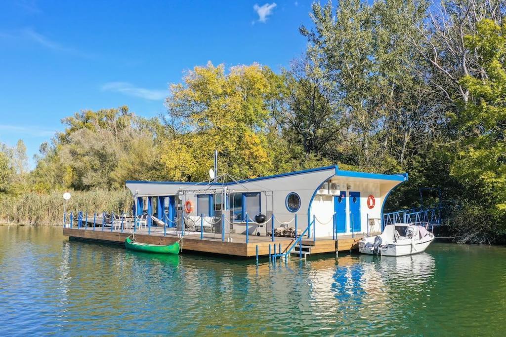 Ocarujuci Houseboat Na Dunaji Prázdninový dům Bratislava