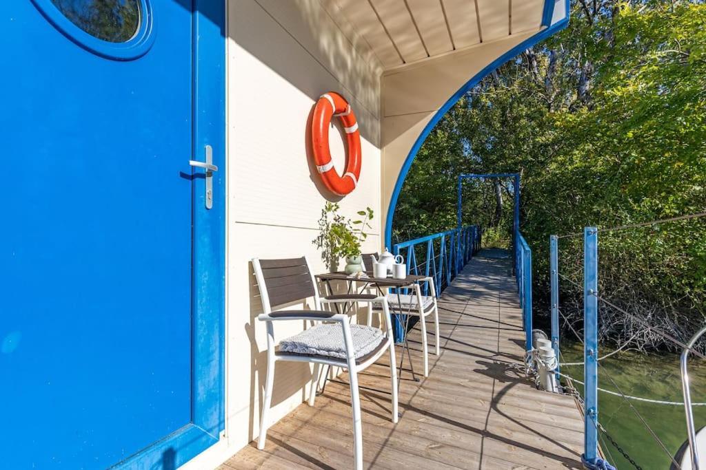 Prázdninový dům Ocarujuci Houseboat Na Dunaji