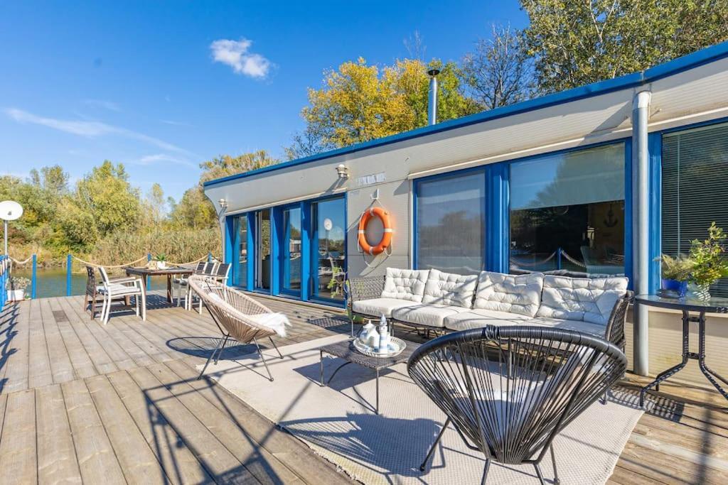 Ocarujuci Houseboat Na Dunaji Prázdninový dům Bratislava